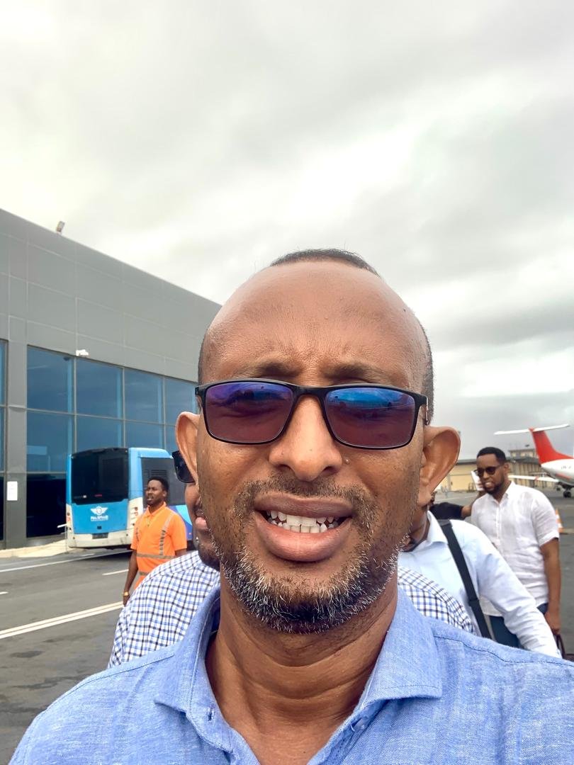 Muqdisho ilaa Garoowe: Safar, Xog-ururin iyo Indho-indhayn Kale — image 1